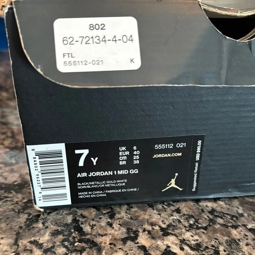 Air Jordan 1 mid GG Sneakers 7Y